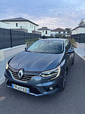 Renault Megane IV (2) 1.3 TCE 140 FAP BUSINESS INTENS