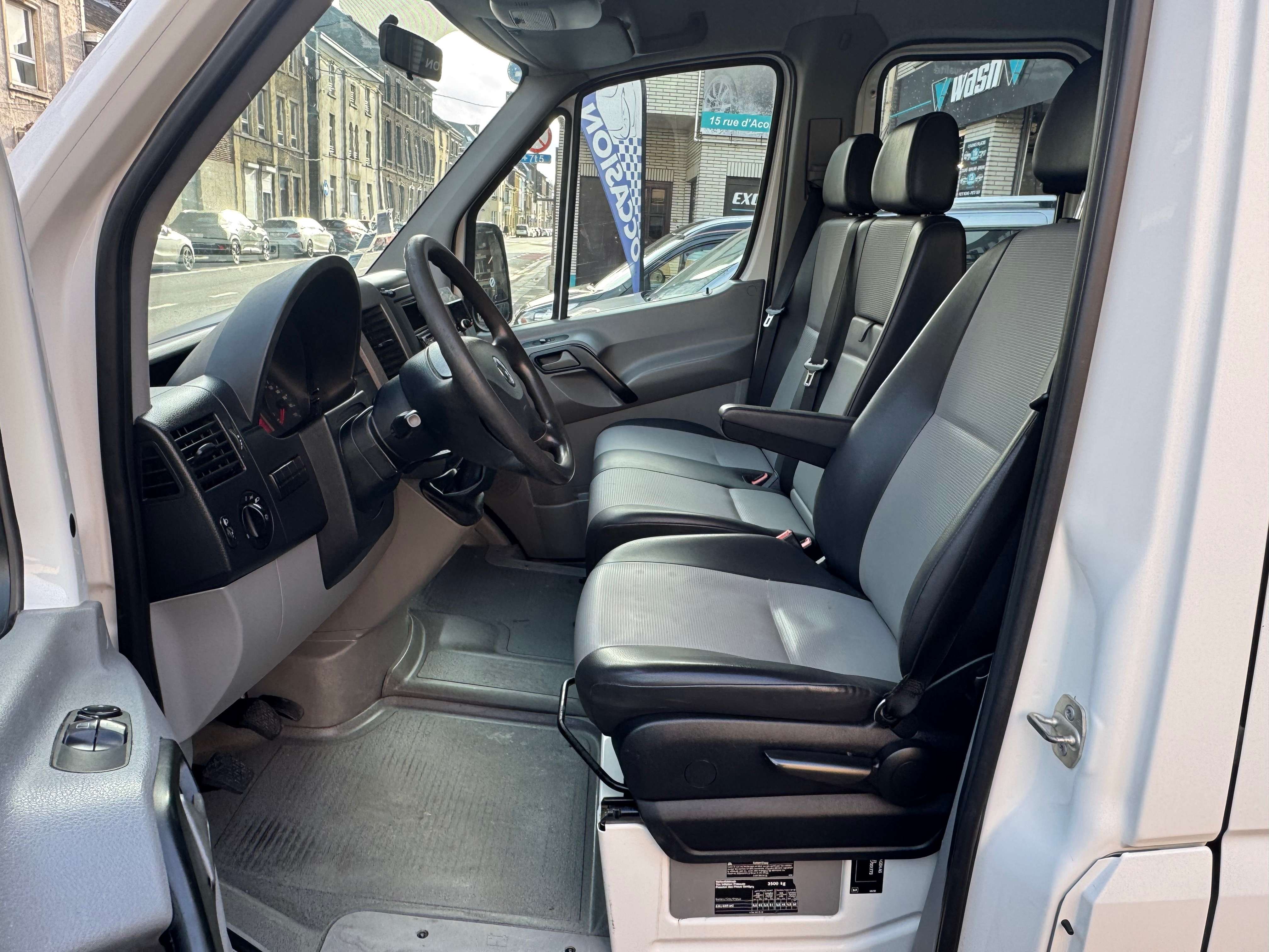 Volkswagen Crafter 2.0 CRTDi Airco 7place Plateau Attache Rec Carnet