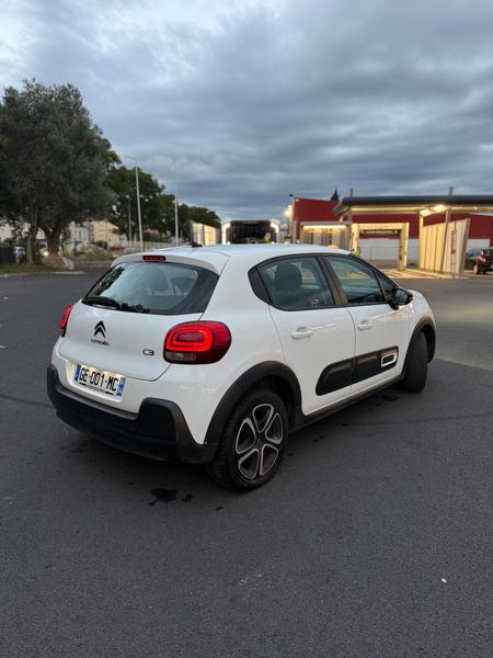 Citroen C3 III (2) 1.5 BLUEHDI 100 S&amp;S FEEL PACK