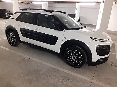 Citroen C4 1.2 PURETECH 82 SHINE
