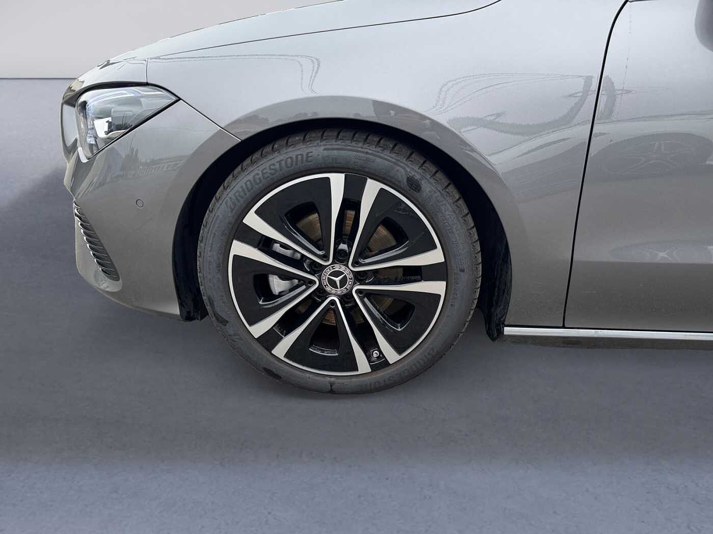 Mercedes-Benz CLA 180  Coupé Progressive