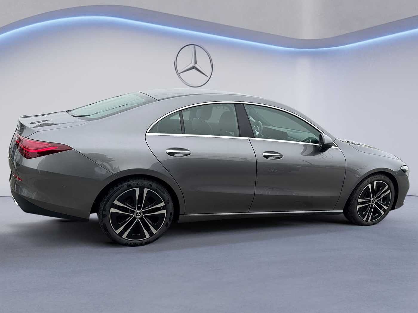 Mercedes-Benz CLA 180  Coupé Progressive