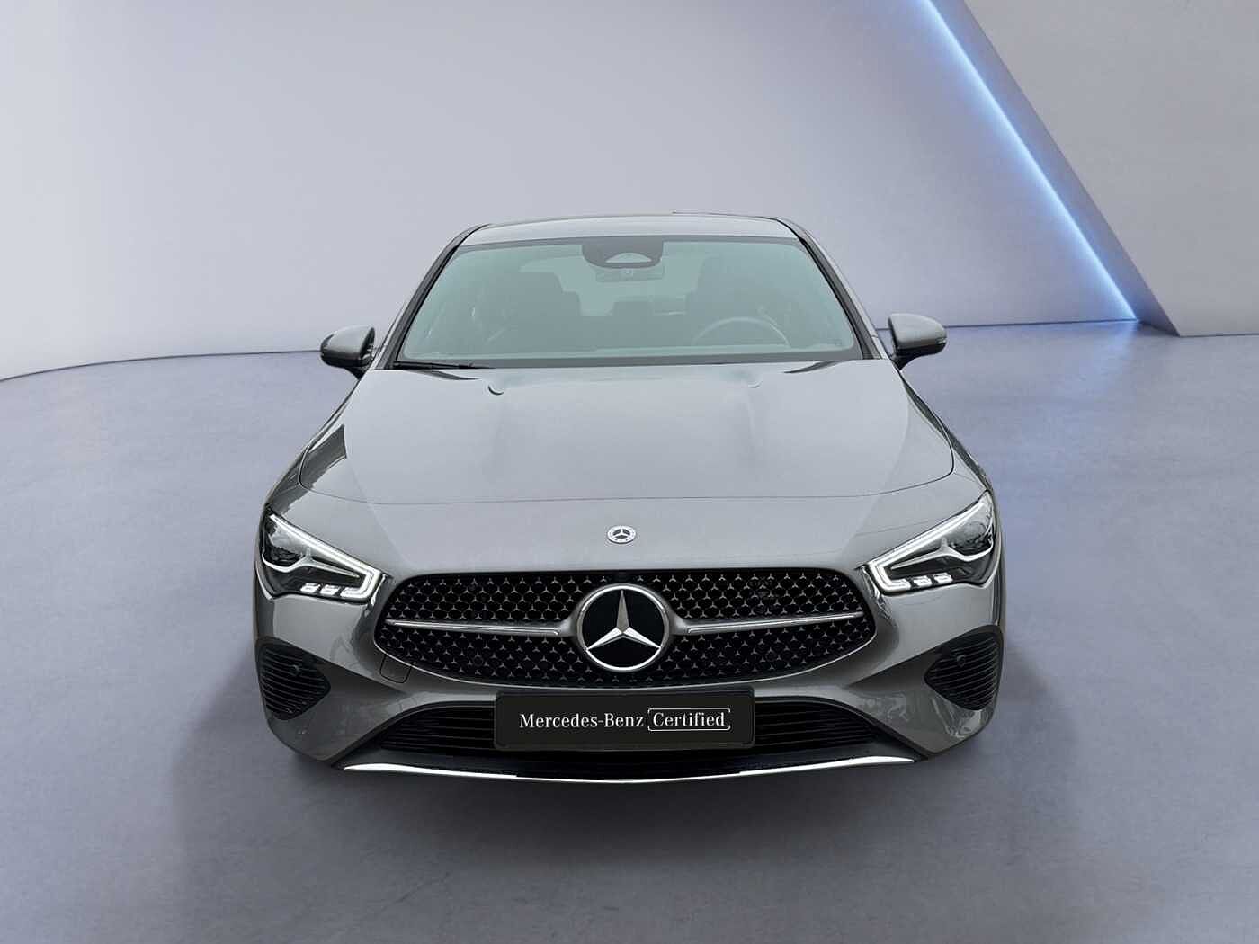 Mercedes-Benz CLA 180  Coupé Progressive