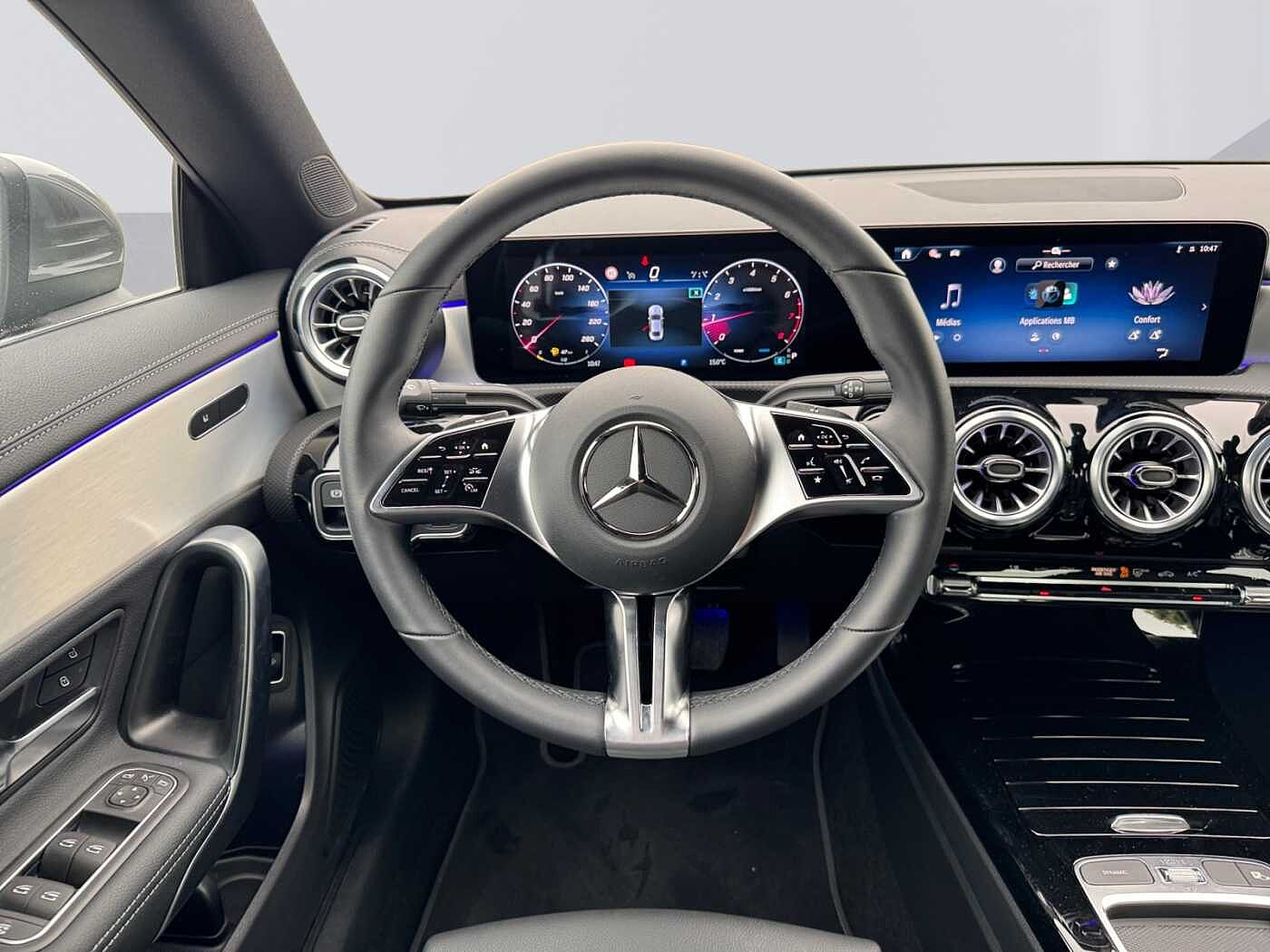 Mercedes-Benz CLA 180  Coupé Progressive