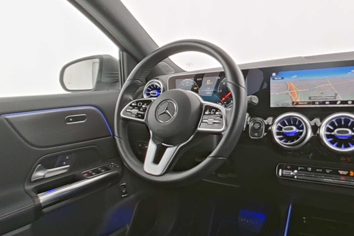 Mercedes-Benz GLA 200  d Progressive