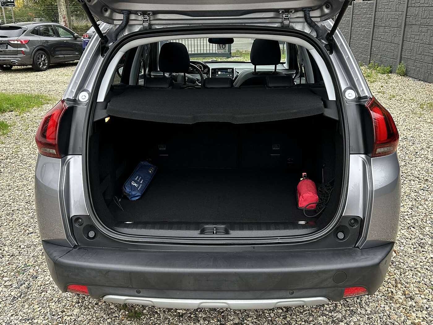 Peugeot 2008 1.5 BlueHDi BTE AUTO Allure S CUIR/LED/PANORAM/CAM