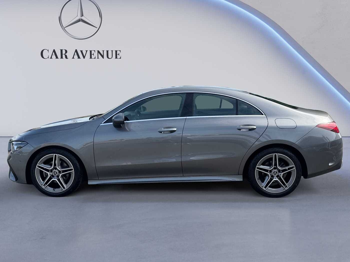 Mercedes-Benz CLA 180  Coupé AMG Line