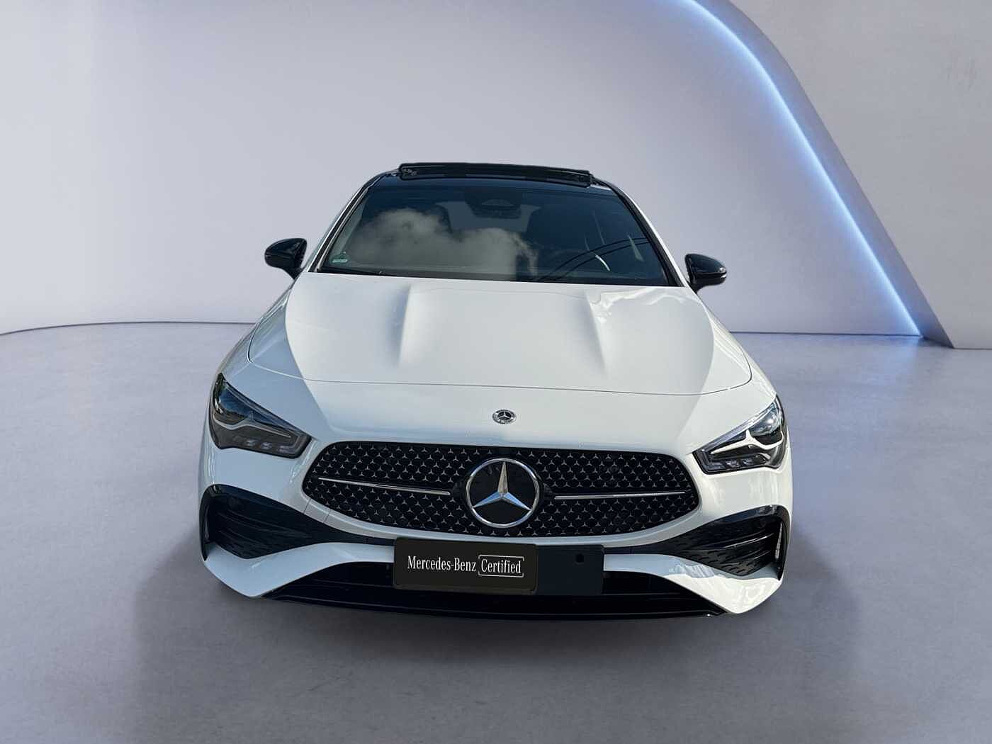 Mercedes-Benz CLA 180 Shooting Brake  AMG Line