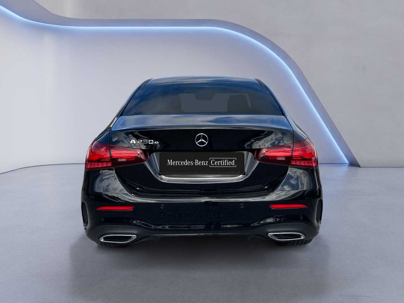 Mercedes-Benz A 250  e Berline AMG Line