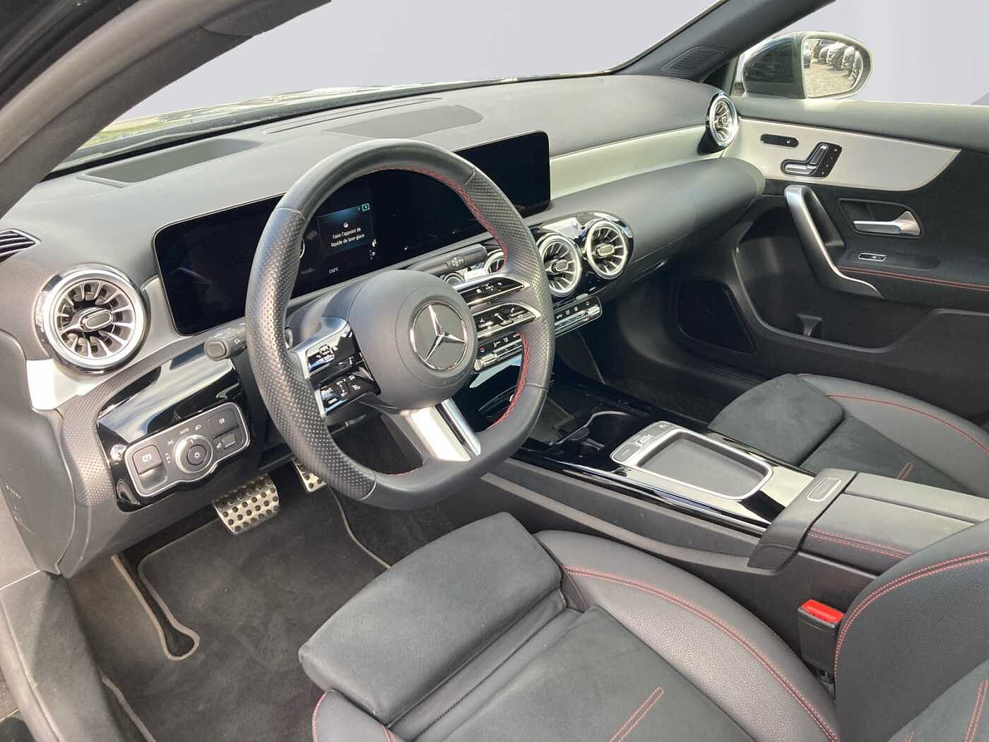 Mercedes-Benz A 250  e Berline AMG Line