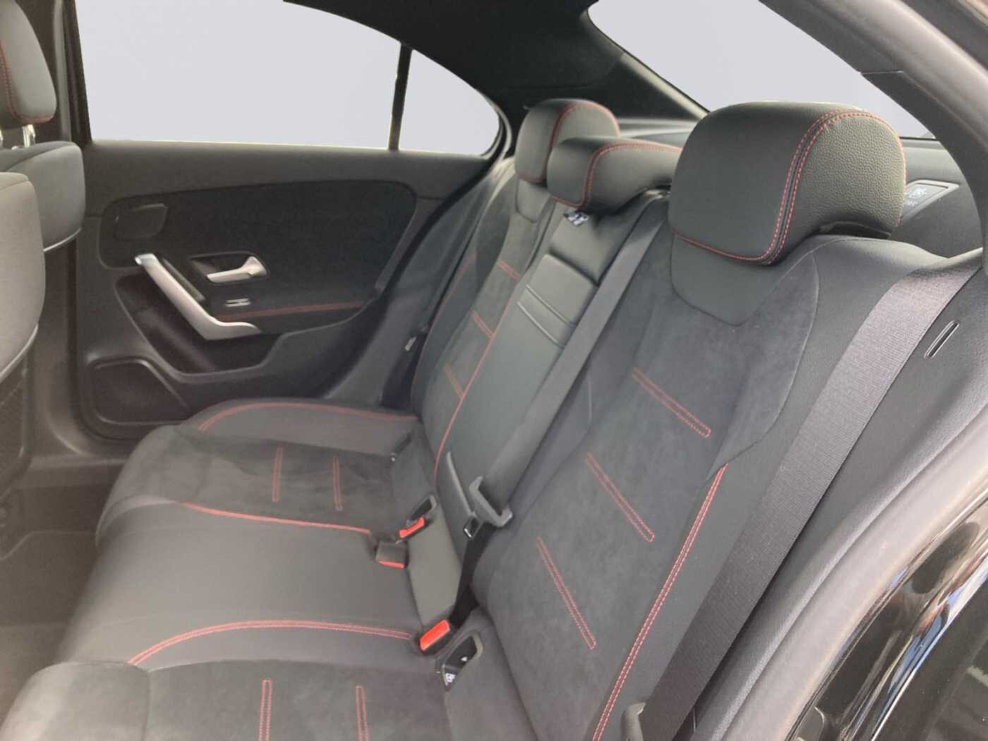 Mercedes-Benz A 250  e Berline AMG Line