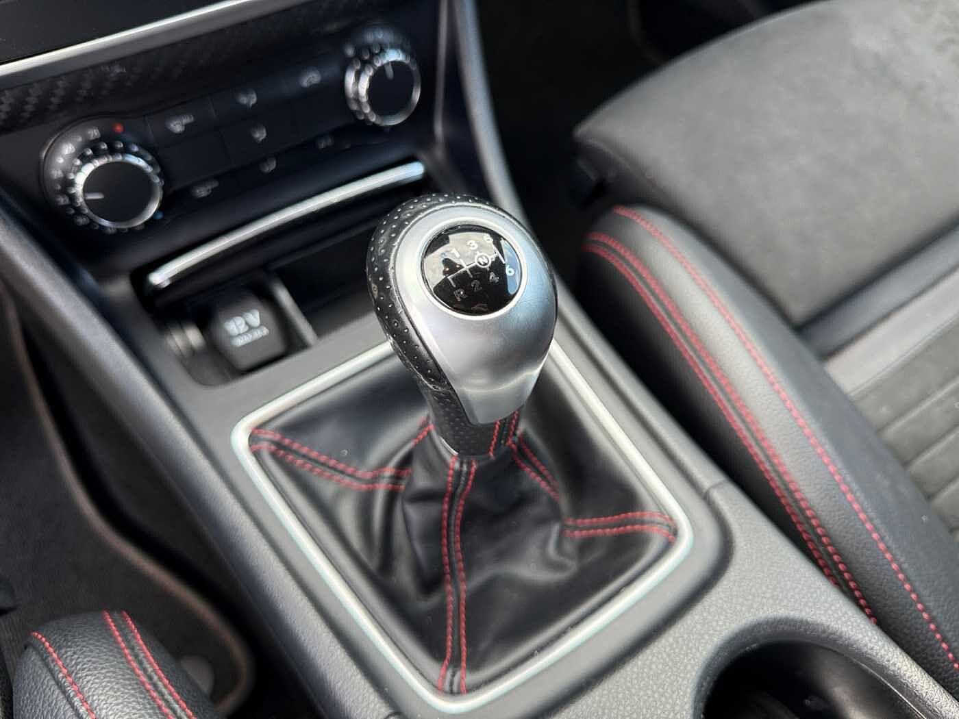 Mercedes-Benz A 160  AMG Line