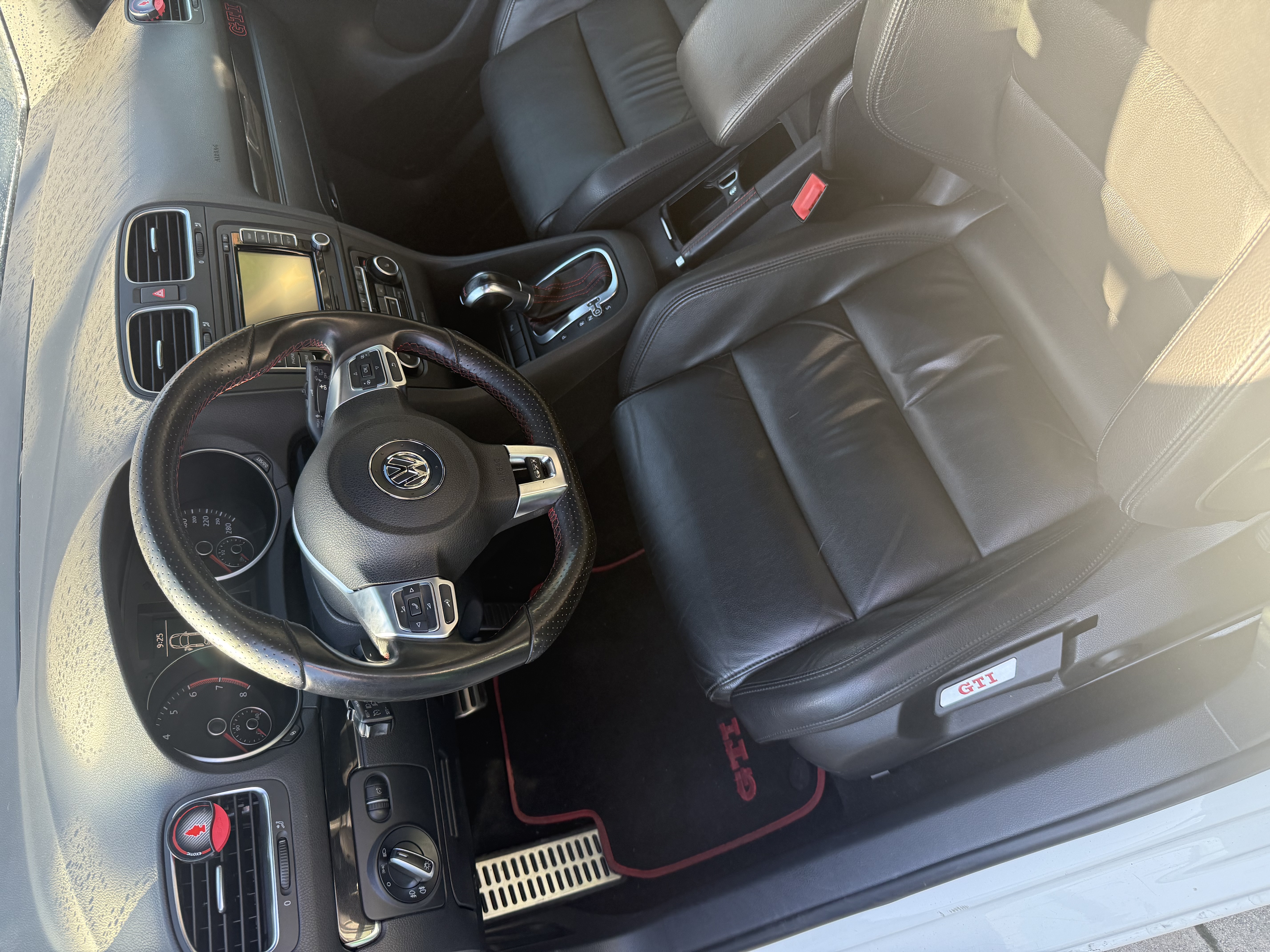 Volkswagen Golf VI 2.0 T 210 GTI DSG6 5P