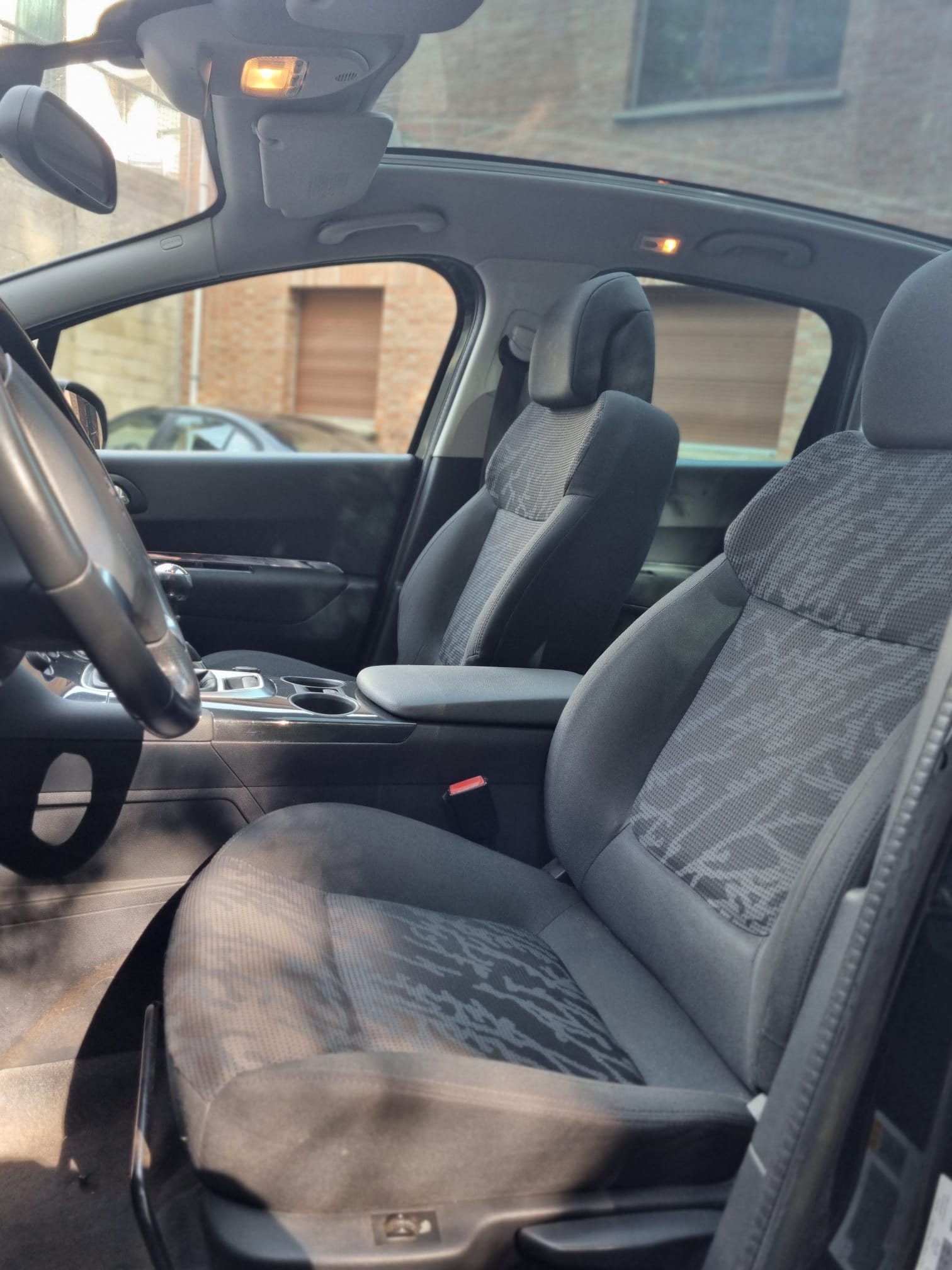 Peugeot 3008 1.6 HDI 115 FAP STYLE