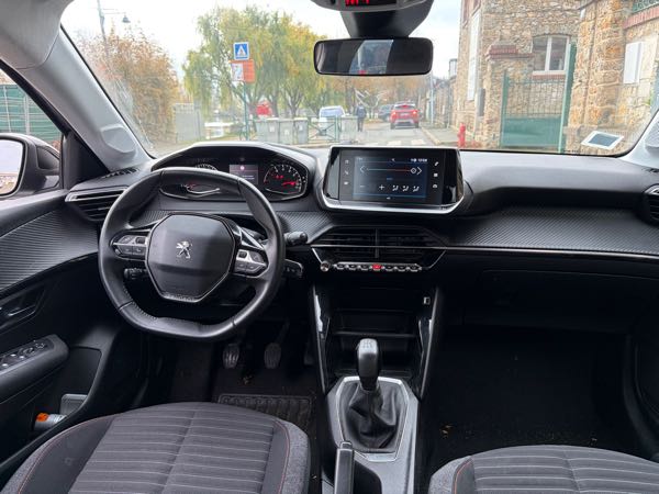 Peugeot 208 II 1.2 PURETECH 75 S&amp;S STYLE
