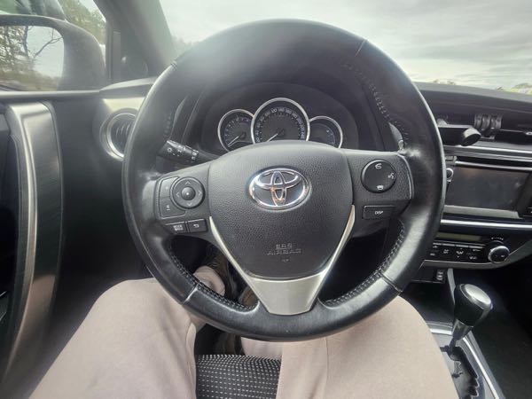 Toyota Auris 132 VVT-I DYNAMIC MULTIMODE 3P