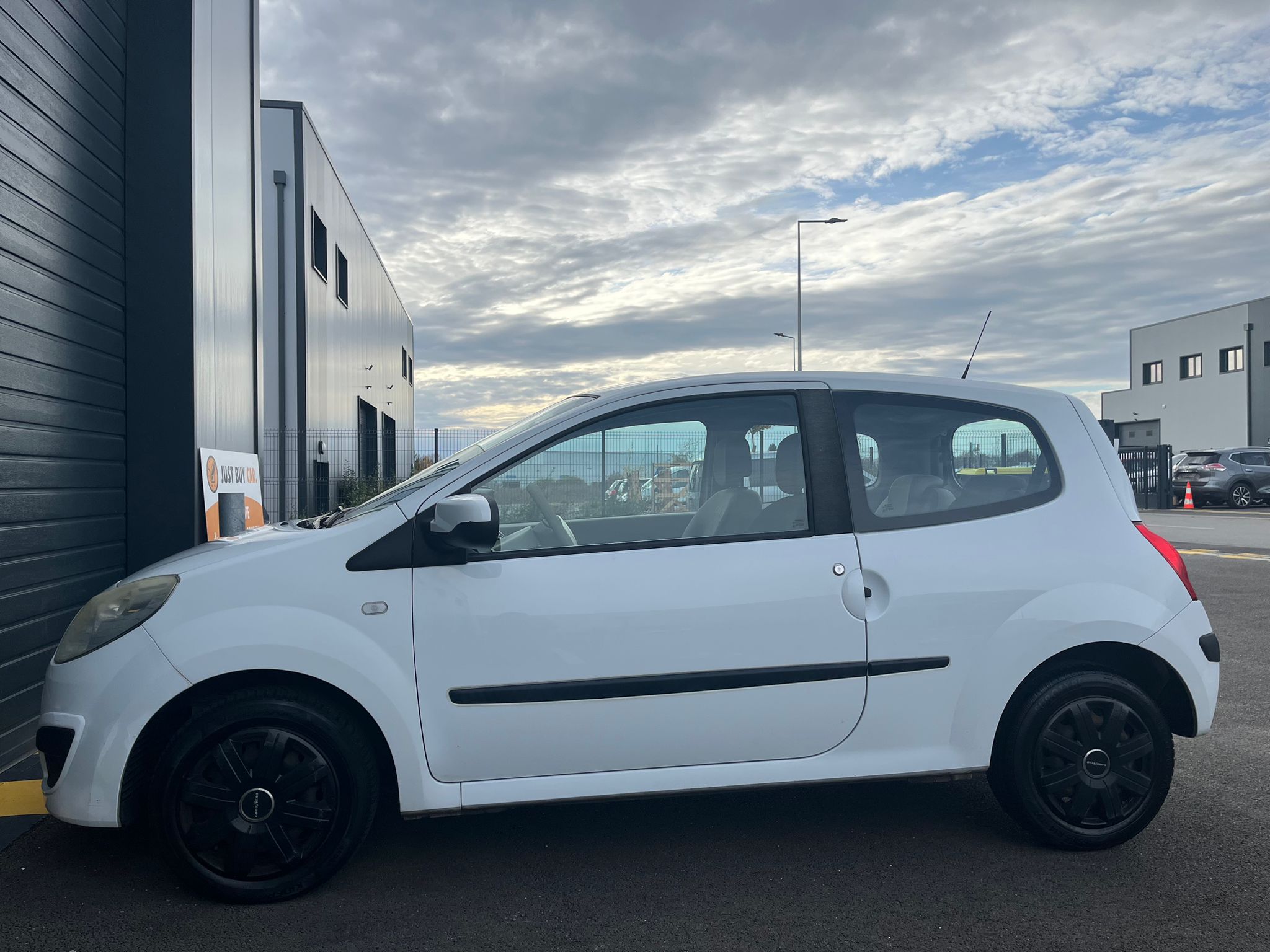 Renault Twingo 2 TREND 1.5 DCI 65CH