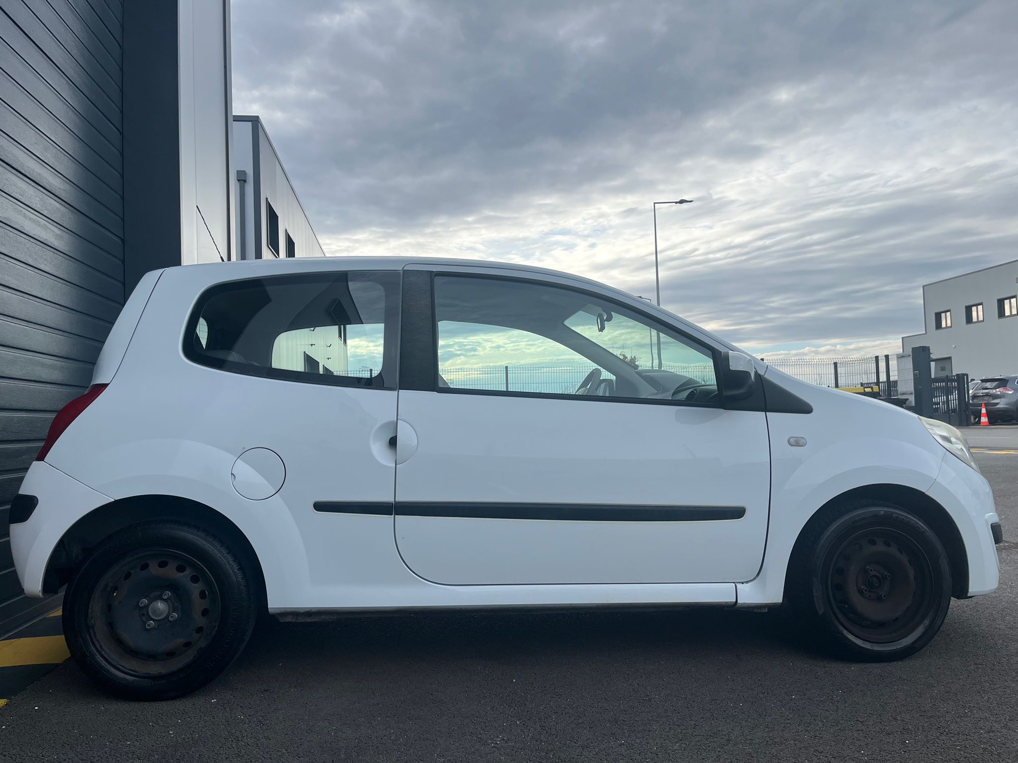 Renault Twingo 2 TREND 1.5 DCI 65CH