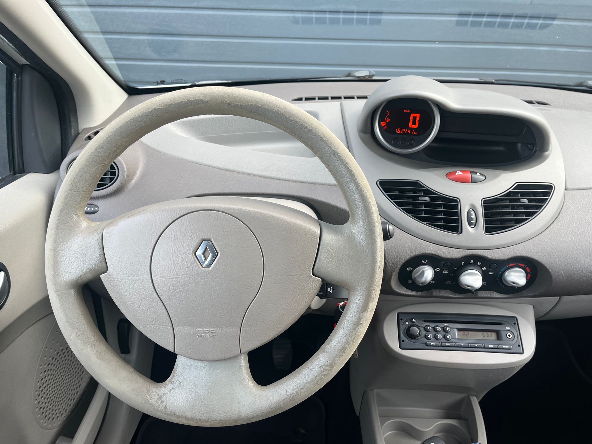 Renault Twingo 2 TREND 1.5 DCI 65CH
