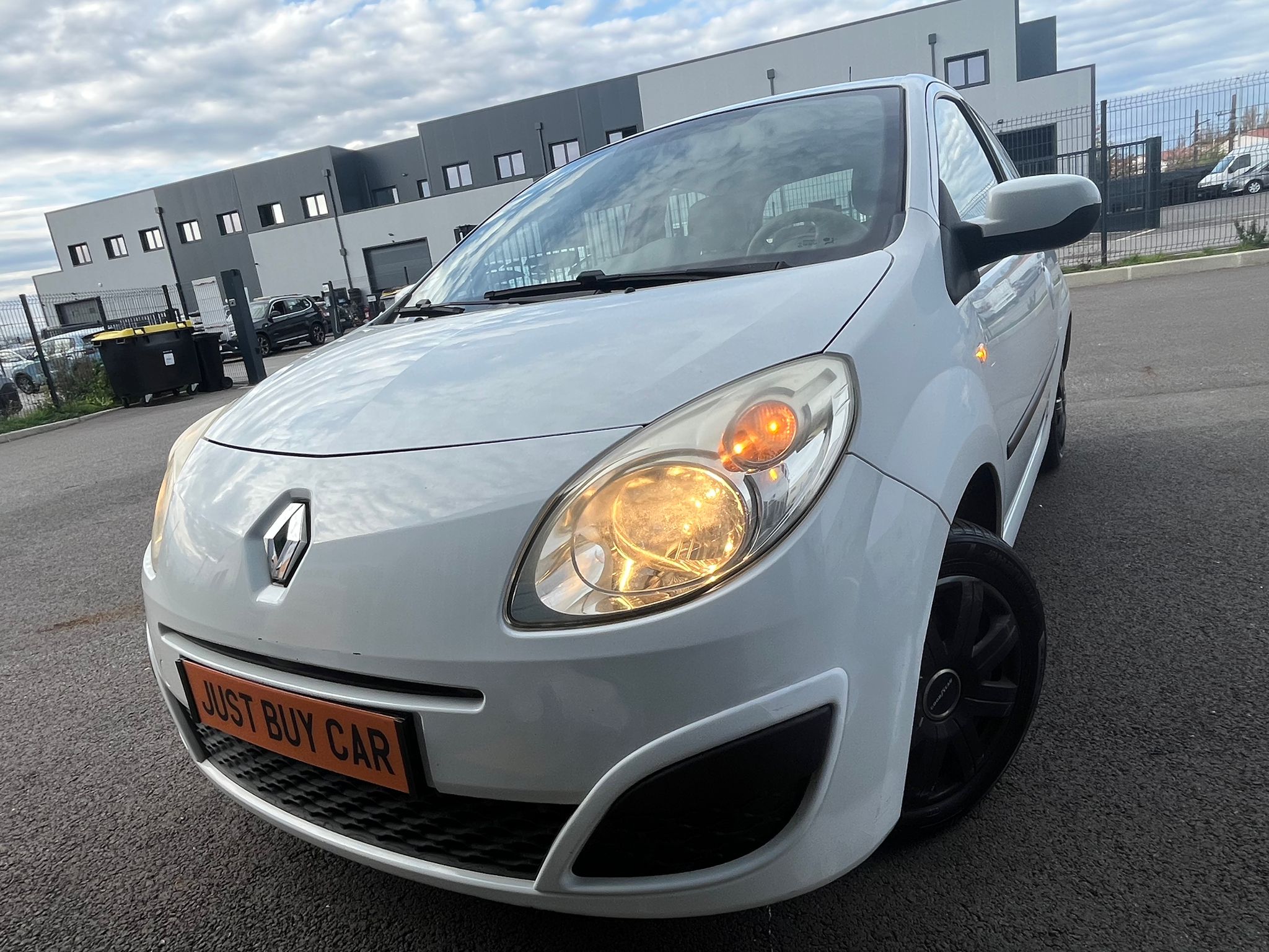 Renault Twingo 2 TREND 1.5 DCI 65CH