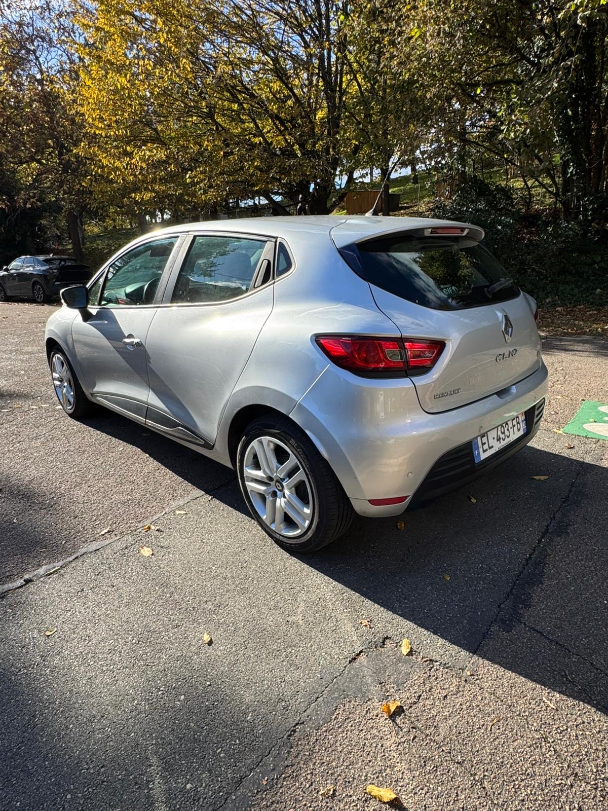 Renault Clio IV (2) 0.9 TCE 90 ENERGY BUSINESS