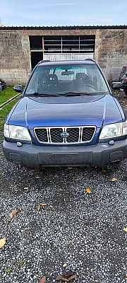 Subaru Forester 2.0 essence 2001 218000 boite automatique