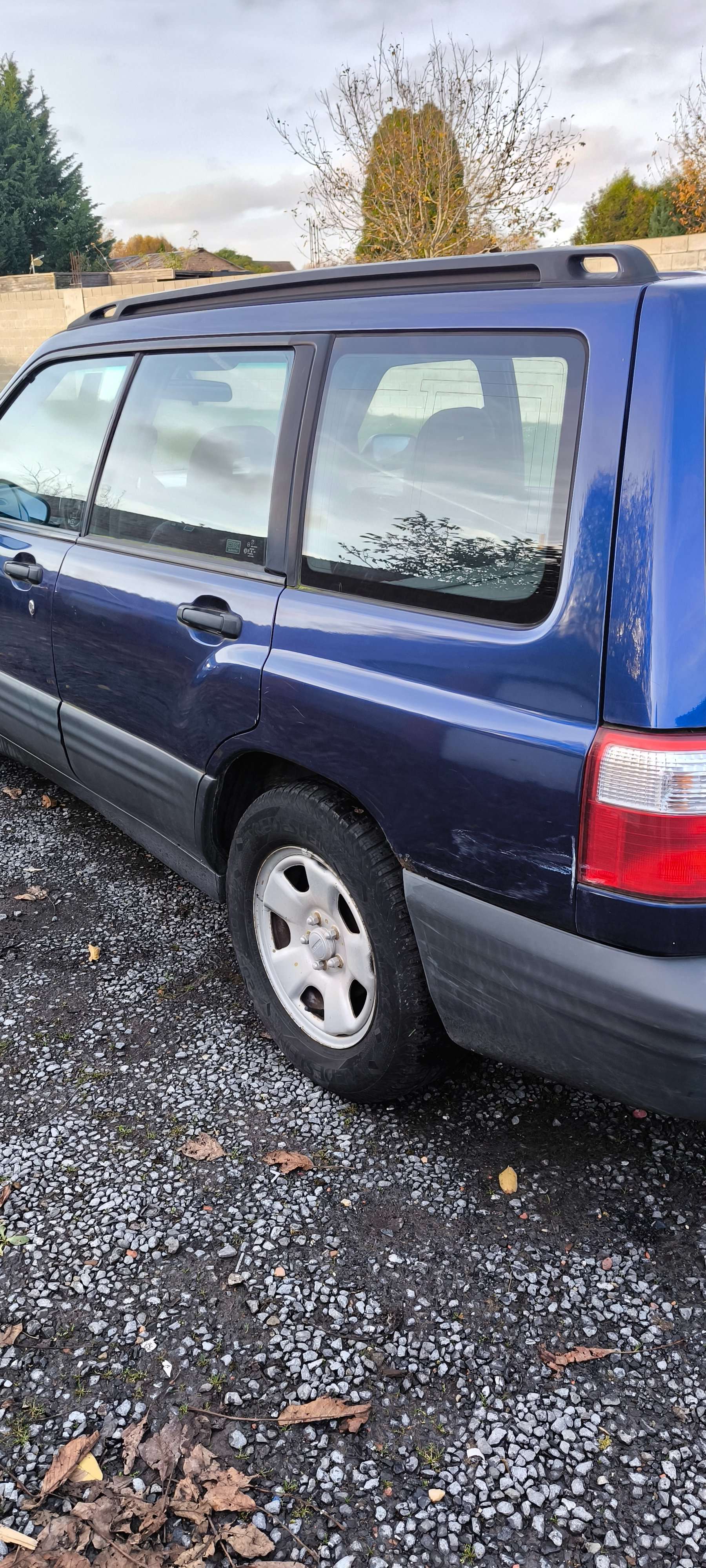 Subaru Forester 2.0 essence 2001 218000 boite automatique