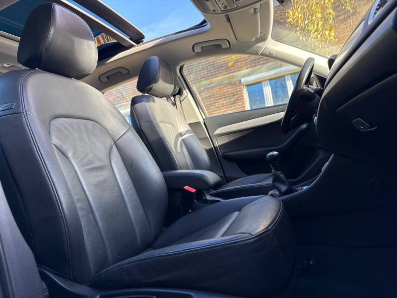 Audi Q3 1.4 TFSI 125CH S LINE * 2018 * TOIT OUVRANT * GPS *