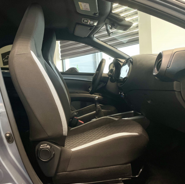 Toyota AYGO X 1.0 VVT-I 72CH DESIGN MY24