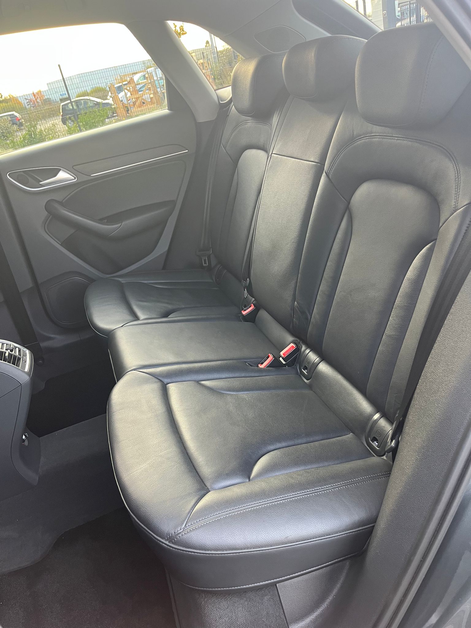 Audi Q3 AMBITION LUXE 2.0 TDI 140CH
