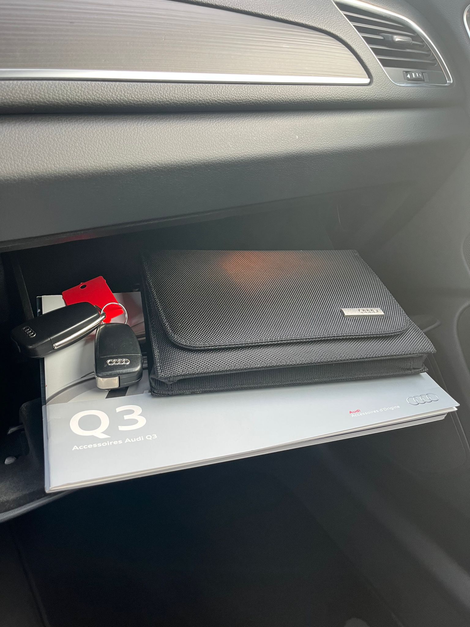 Audi Q3 AMBITION LUXE 2.0 TDI 140CH
