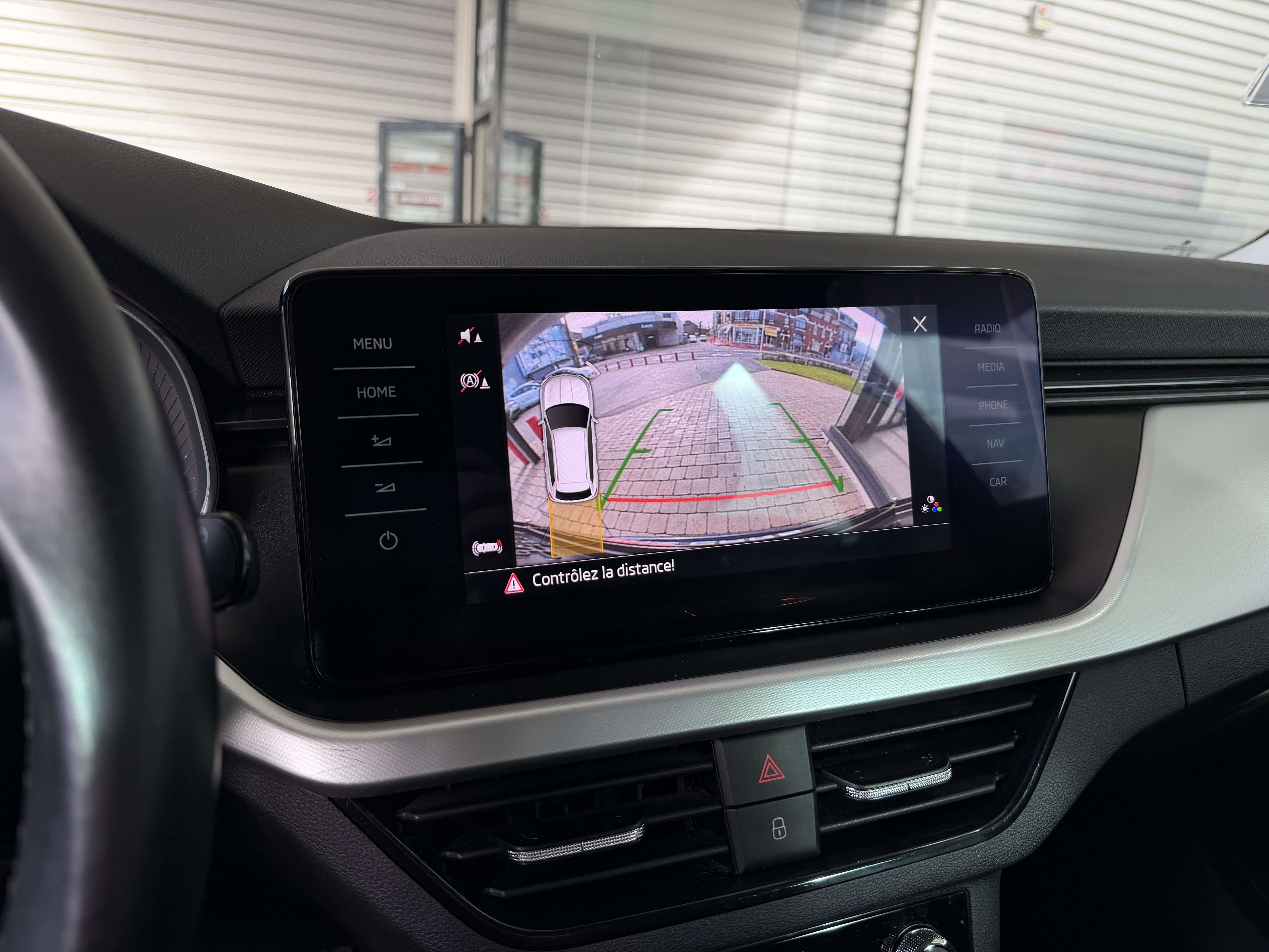 Skoda Kamiq 1.6 TDi COCKPIT-GPS-CAMERA-XENON-JA17P-GAR 1AN