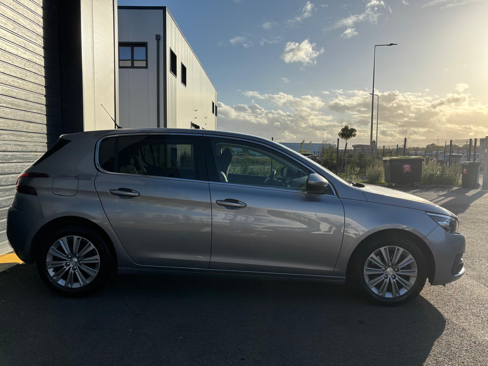 Peugeot 308 ALLURE 1.5 BLUEHDI 130CH