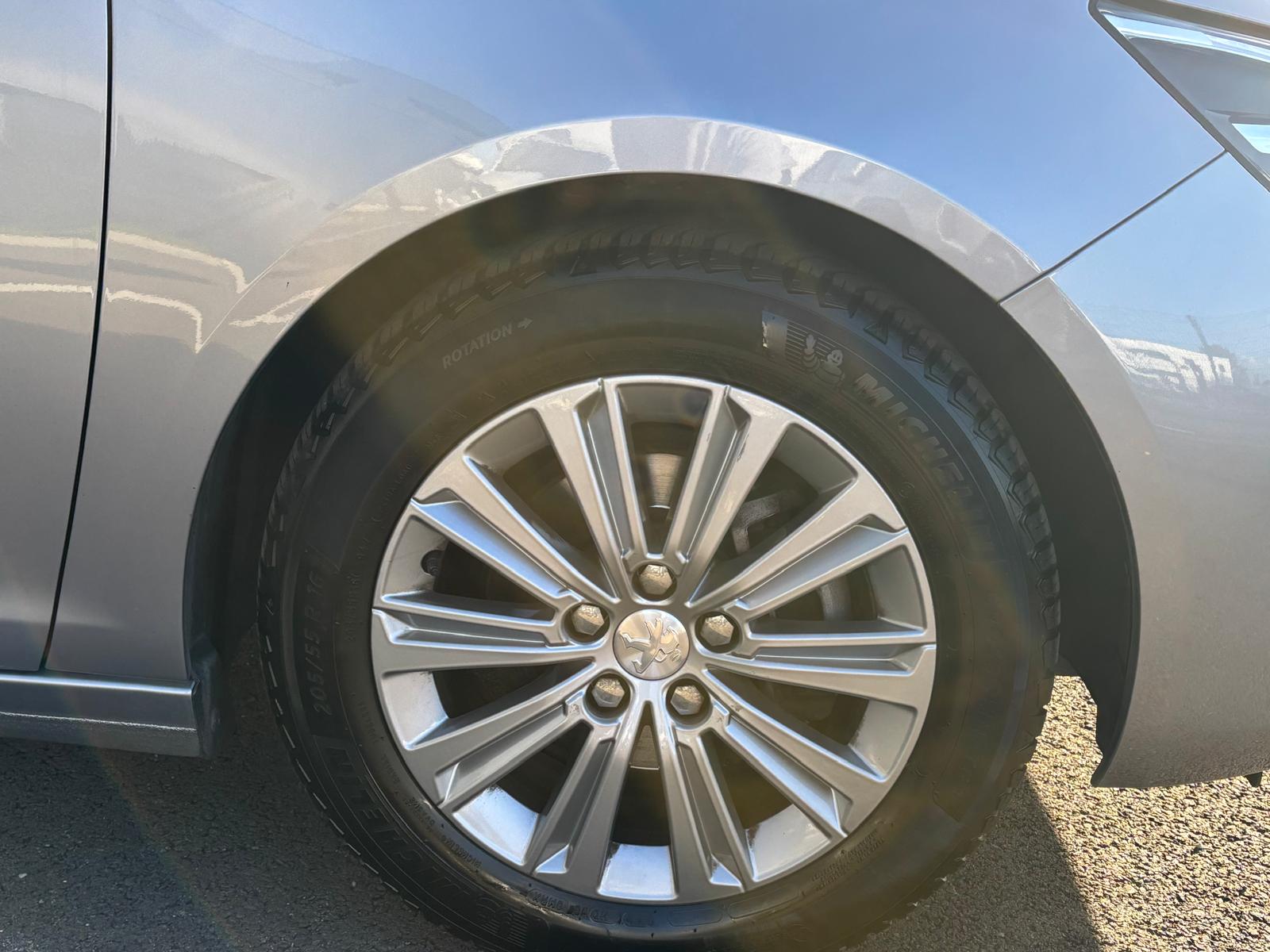 Peugeot 308 ALLURE 1.5 BLUEHDI 130CH