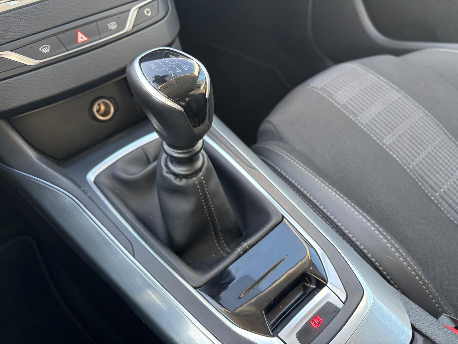 Peugeot 308 ALLURE 1.5 BLUEHDI 130CH