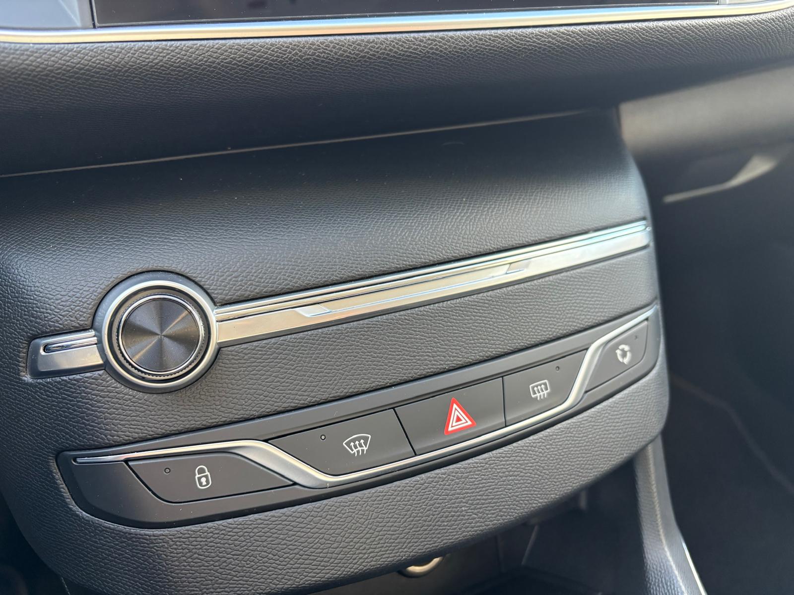 Peugeot 308 ALLURE 1.5 BLUEHDI 130CH