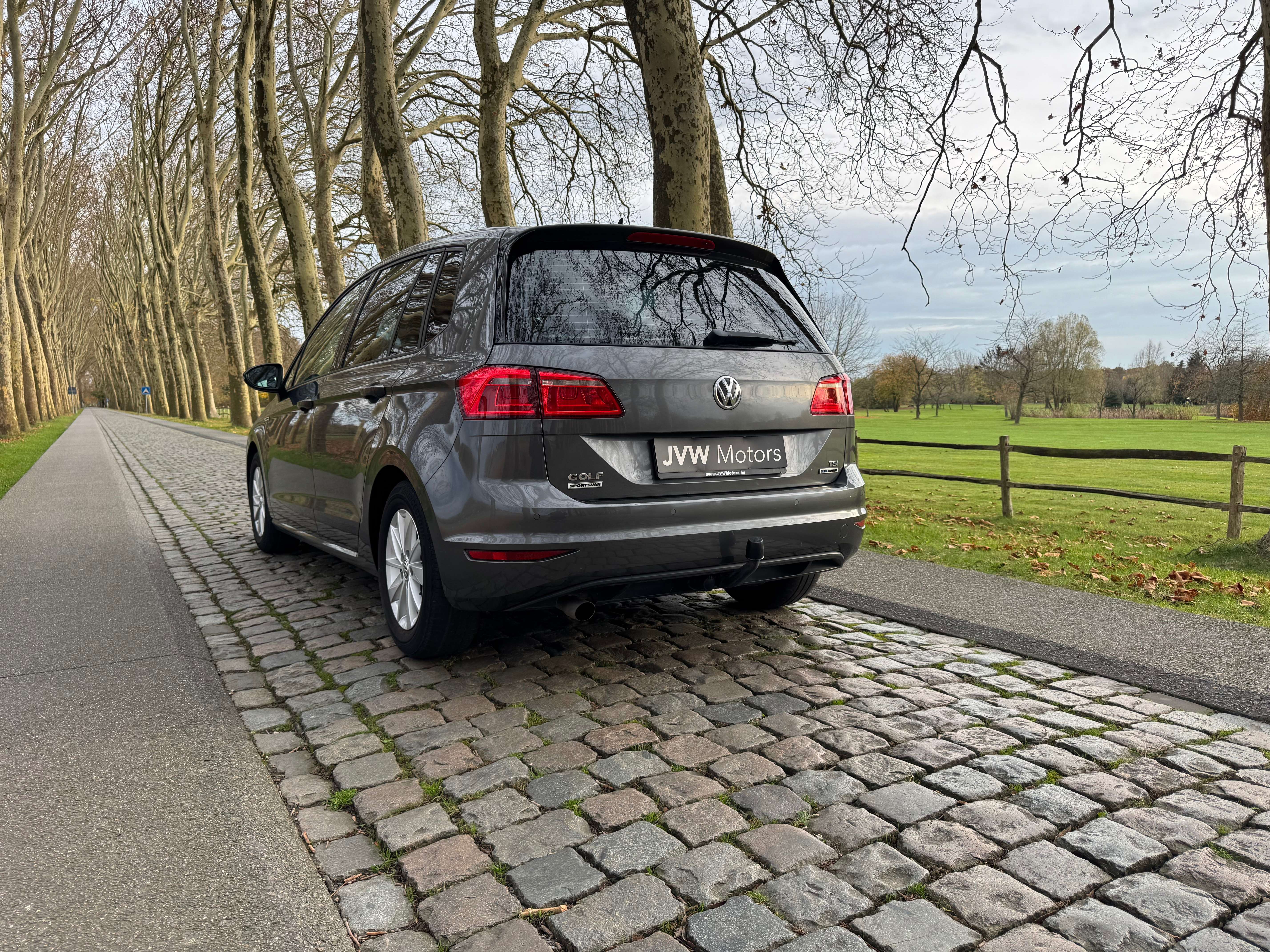 Volkswagen Golf Sportsvan 2017 * Benzine * DSG * Airco * Garantie