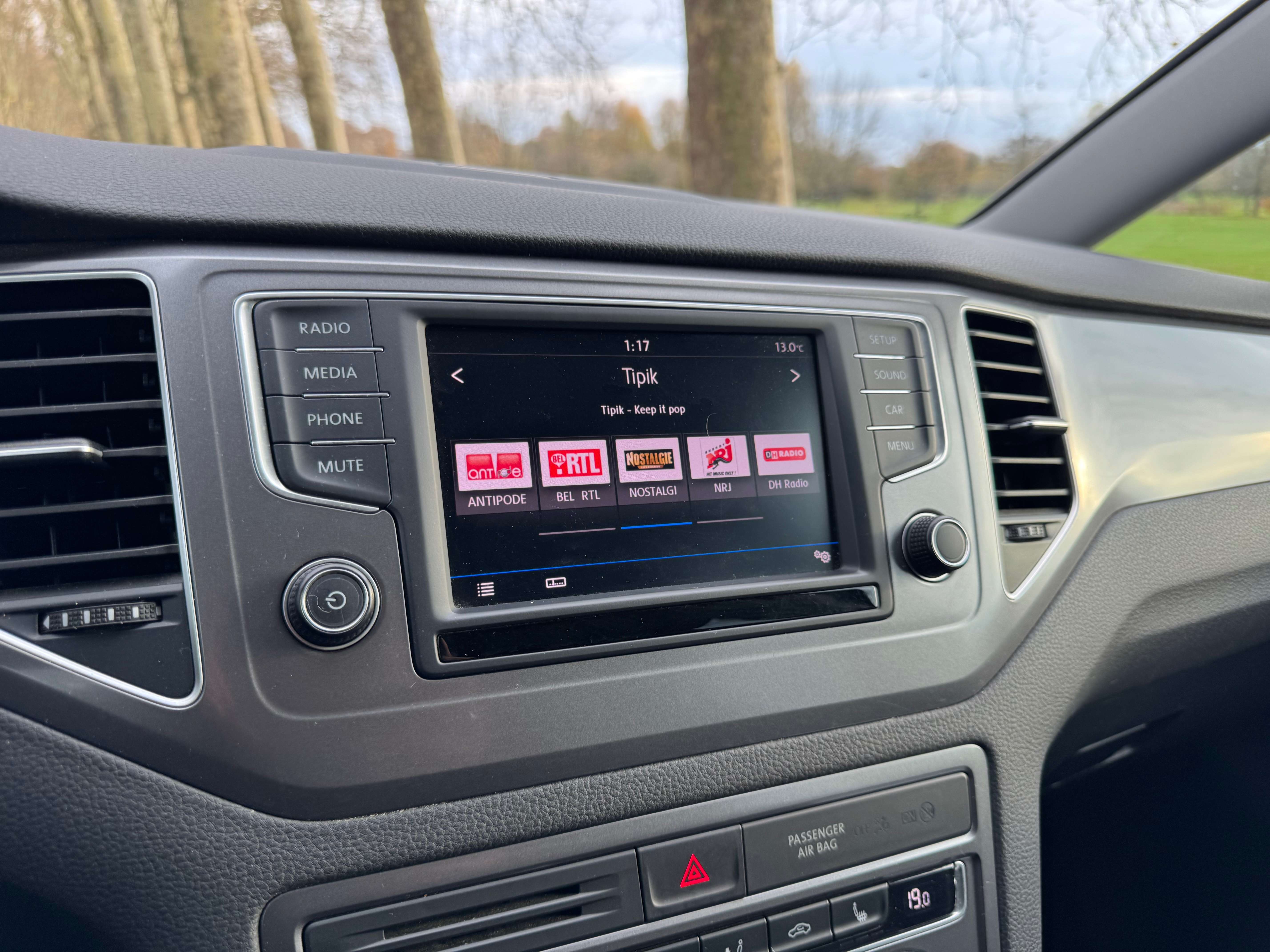 Volkswagen Golf Sportsvan 2017 * Benzine * DSG * Airco * Garantie