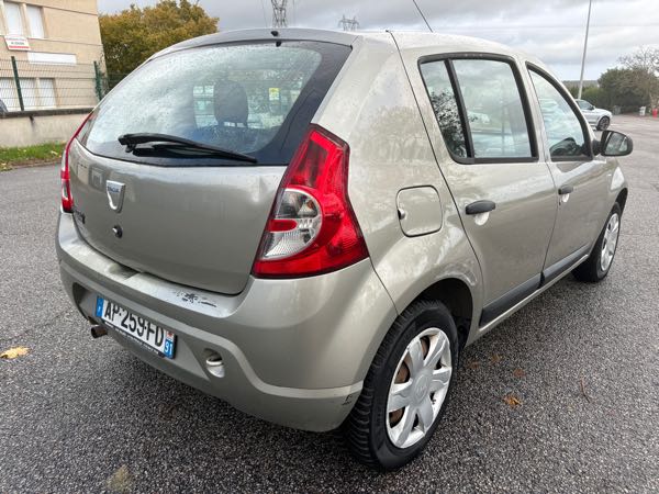 Dacia Sandero 1.2 16V GPL SANDERO