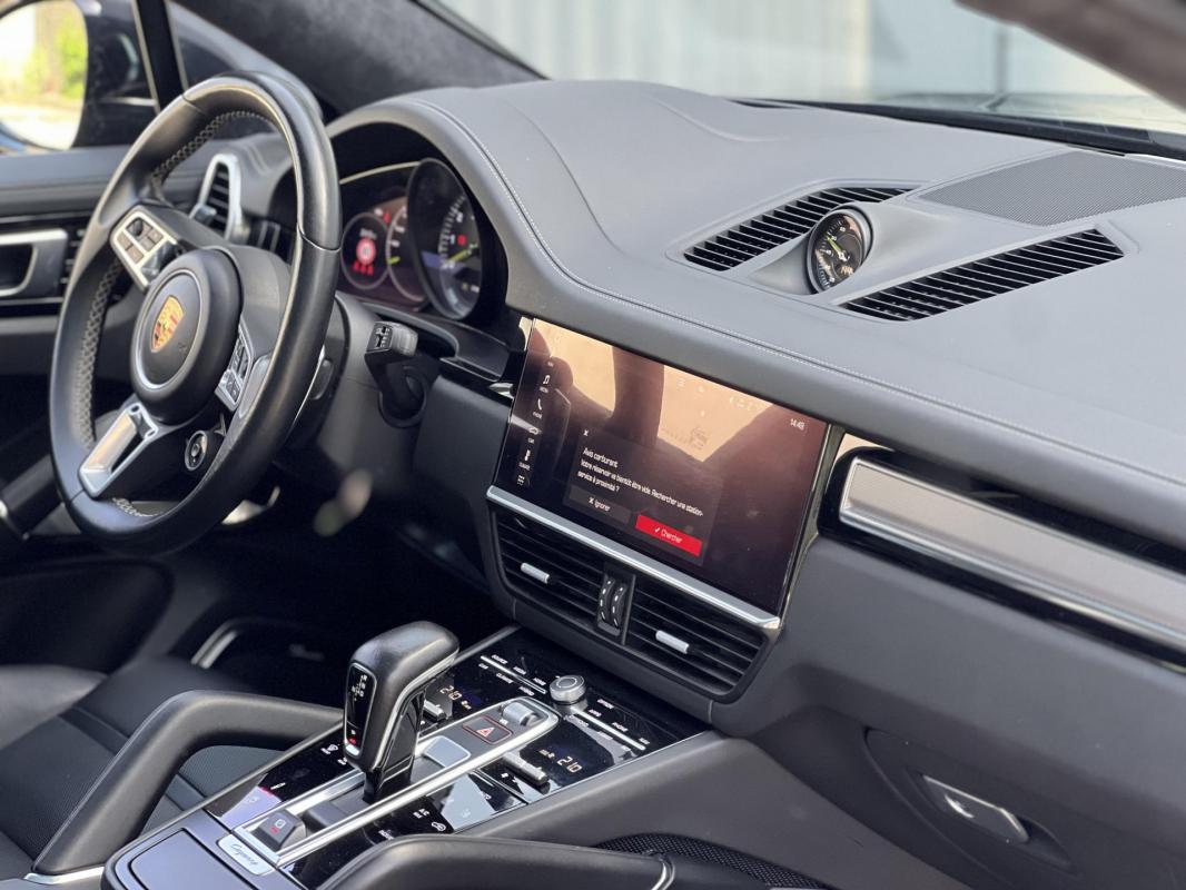 Porsche Cayenne Coupé Turbo S E-Hybrid - Français 1ère main Entretiens Porsche Chrono Céramique