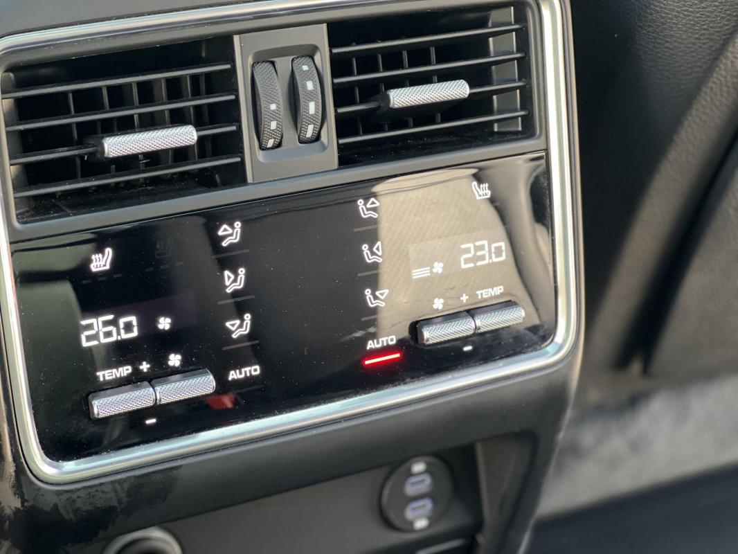 Porsche Cayenne Coupé Turbo S E-Hybrid - Français 1ère main Entretiens Porsche Chrono Céramique
