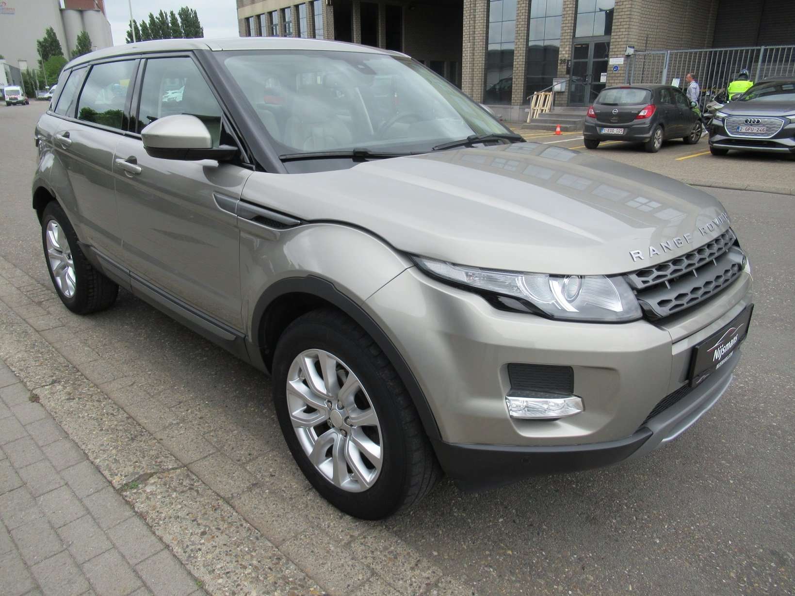 Land Rover Range Rover Evoque 2.2e D4 2WD-Leder-Pano-Meridian-Camera-Navi-Airco