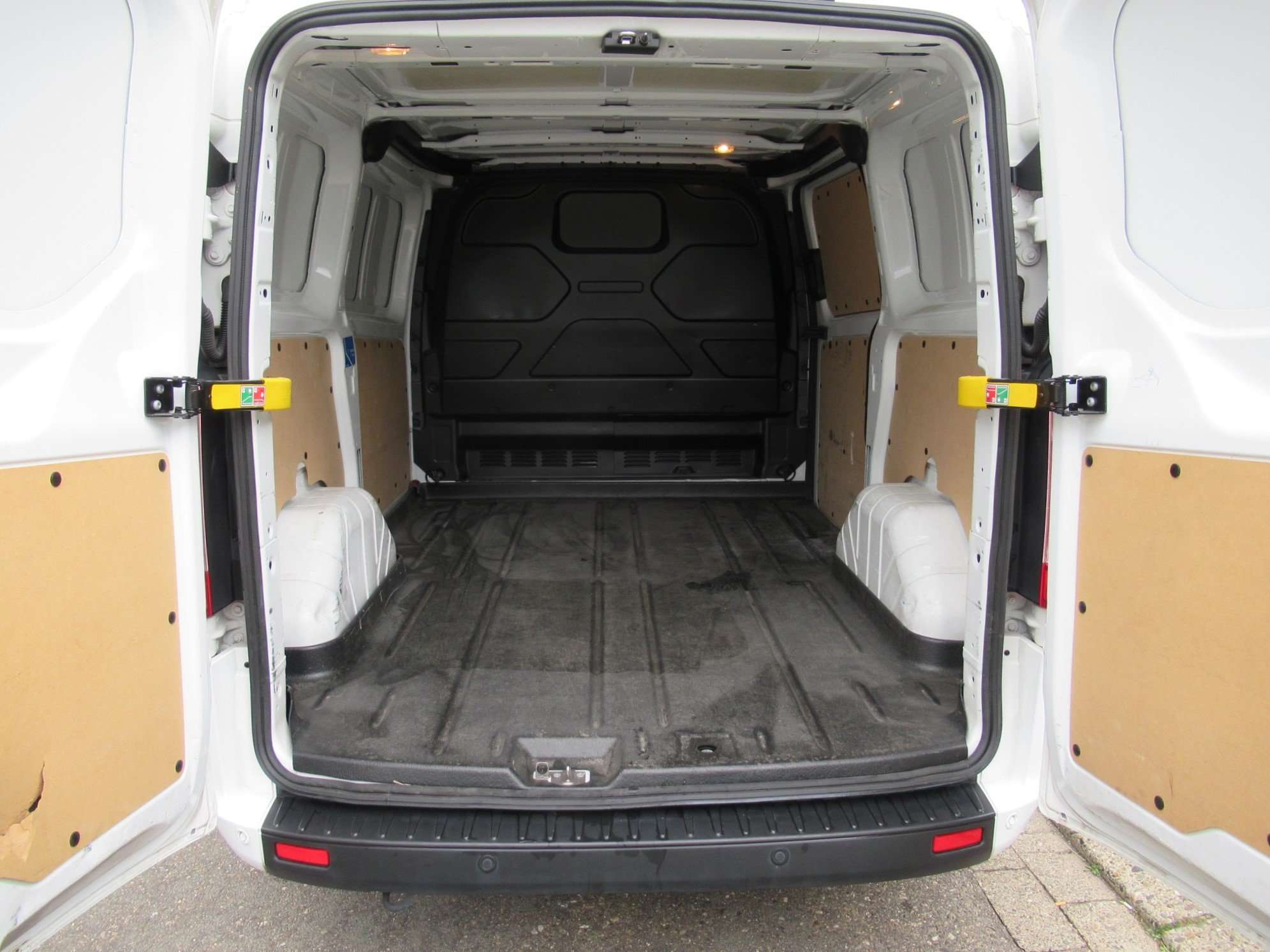 Ford Transit Custom 2.0 TDCI L1H1-3 Plaatsen-Airco-PDC V+A-Cruise