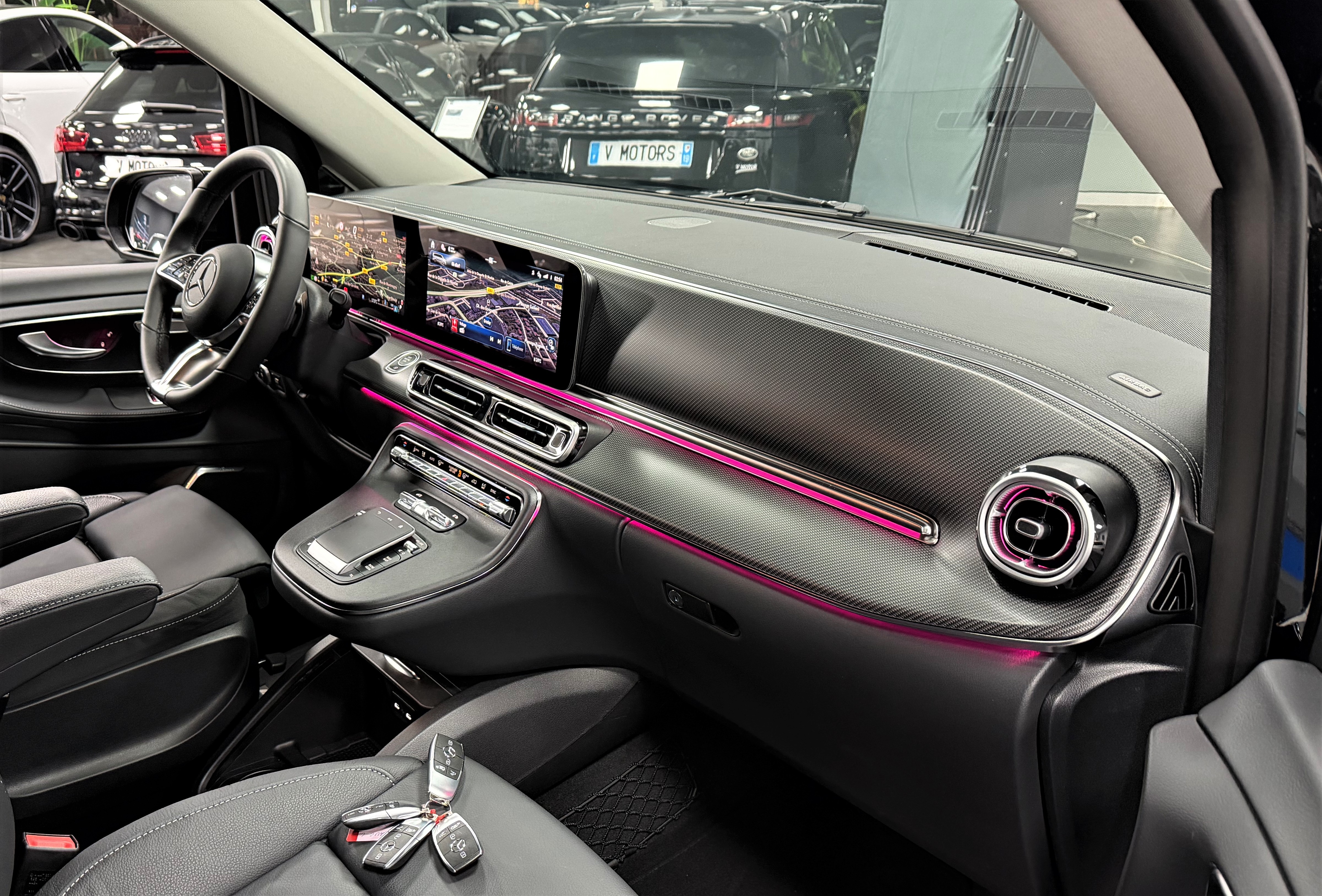 Mercedes-Benz Classe V II (2) LONG 250 d Avantgarde AMG Line Design' New 1er Main