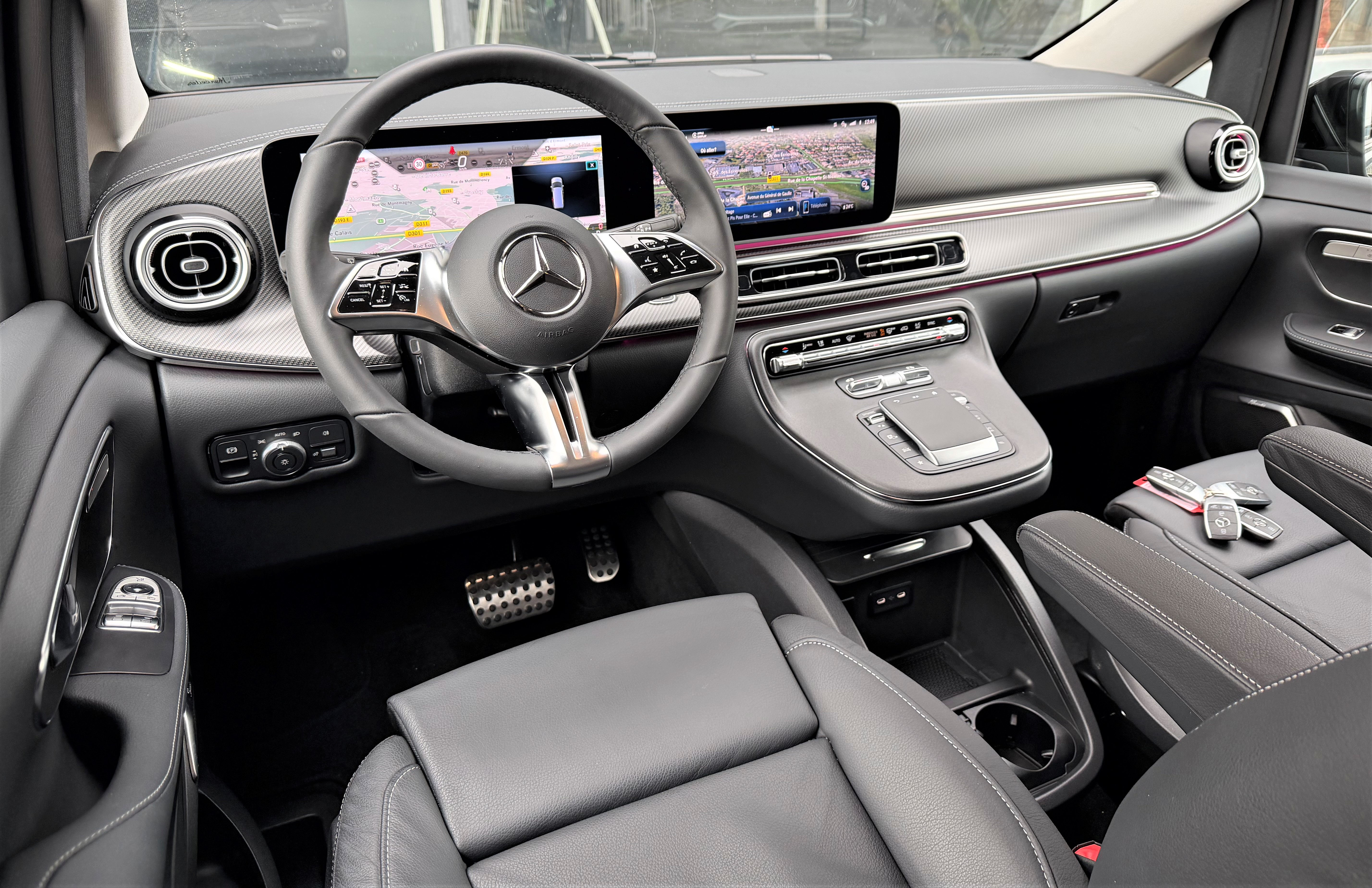 Mercedes-Benz Classe V II (2) LONG 250 d Avantgarde AMG Line Design' New 1er Main