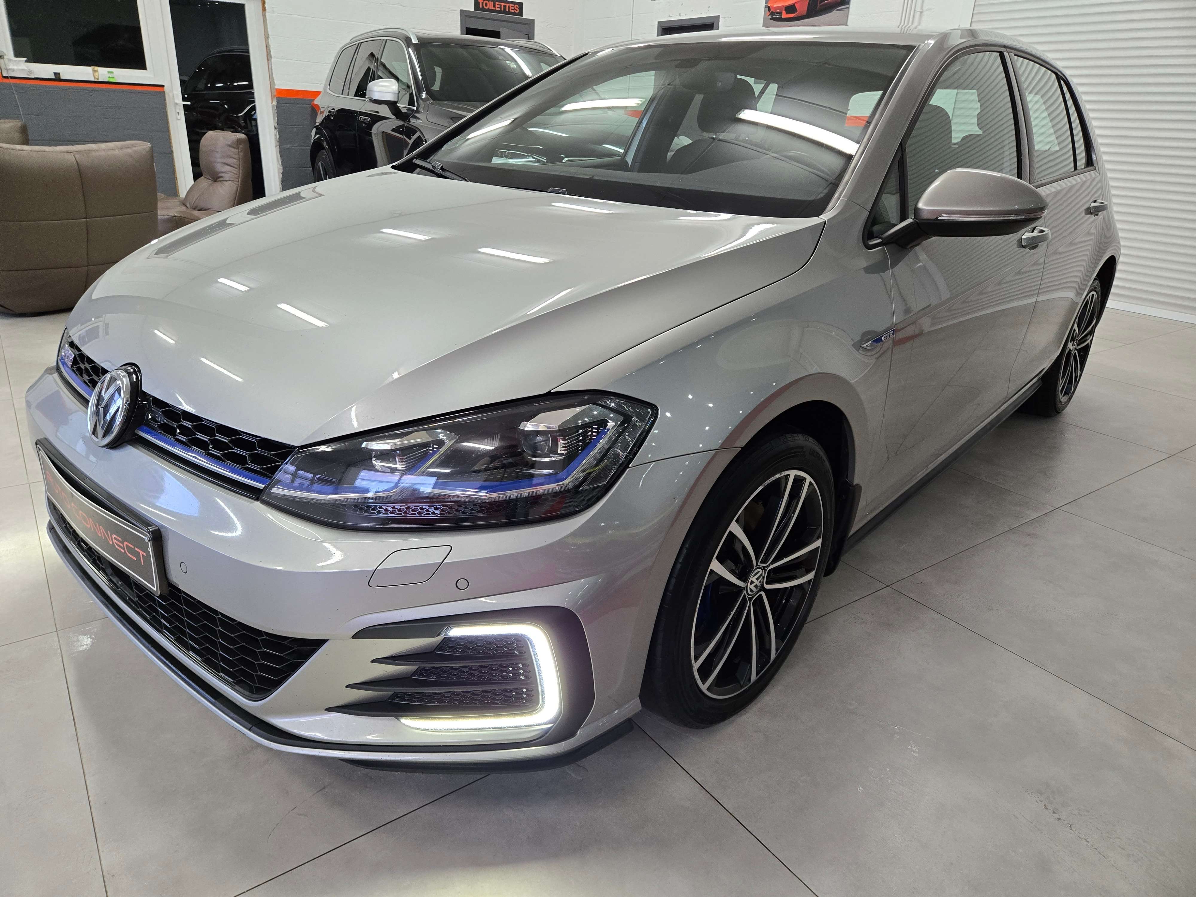 Volkswagen Golf *GTE*TISSUS SPORT*NAVI*CAMERA*LED*SPORT LINE*