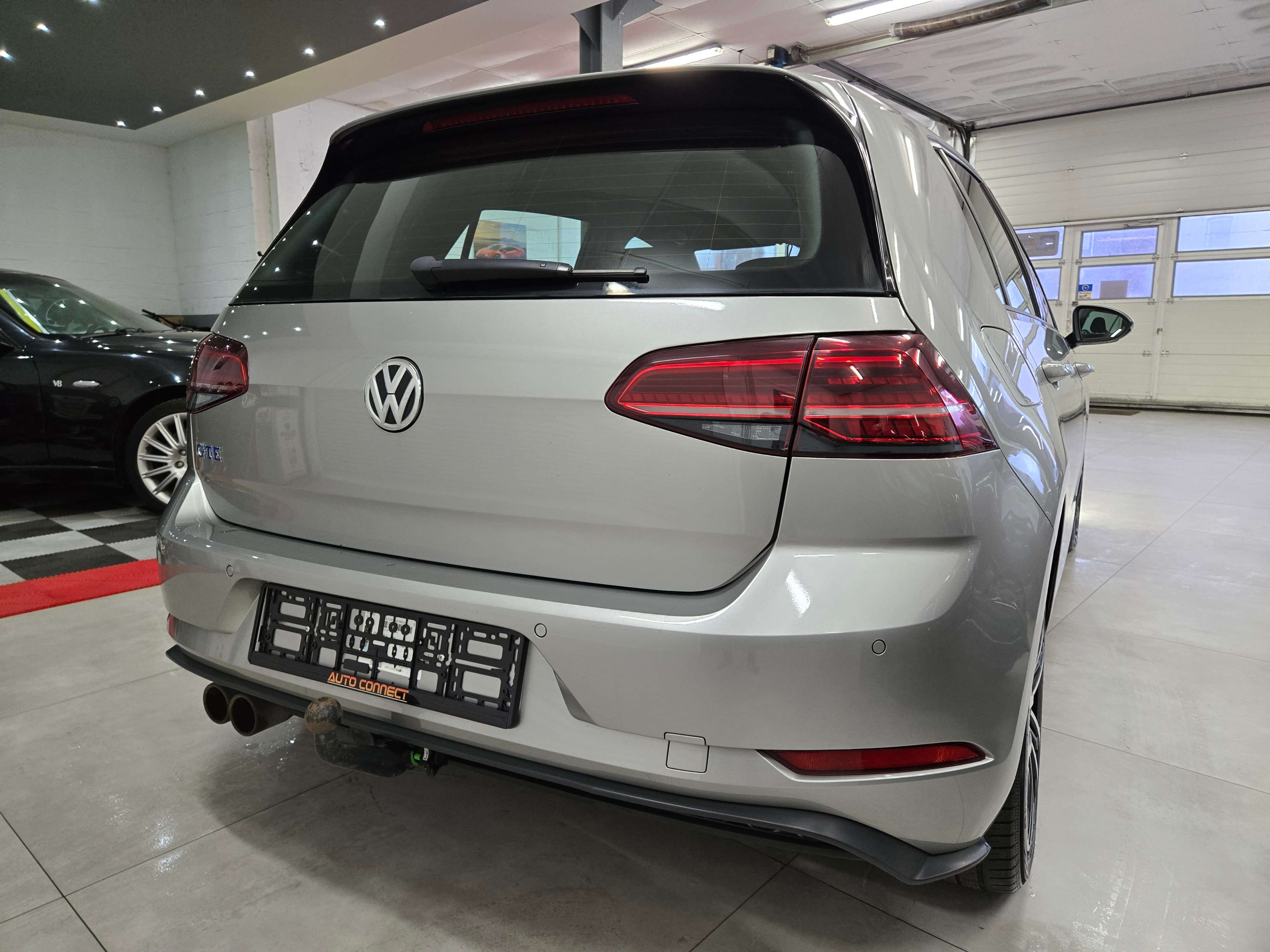 Volkswagen Golf *GTE*TISSUS SPORT*NAVI*CAMERA*LED*SPORT LINE*
