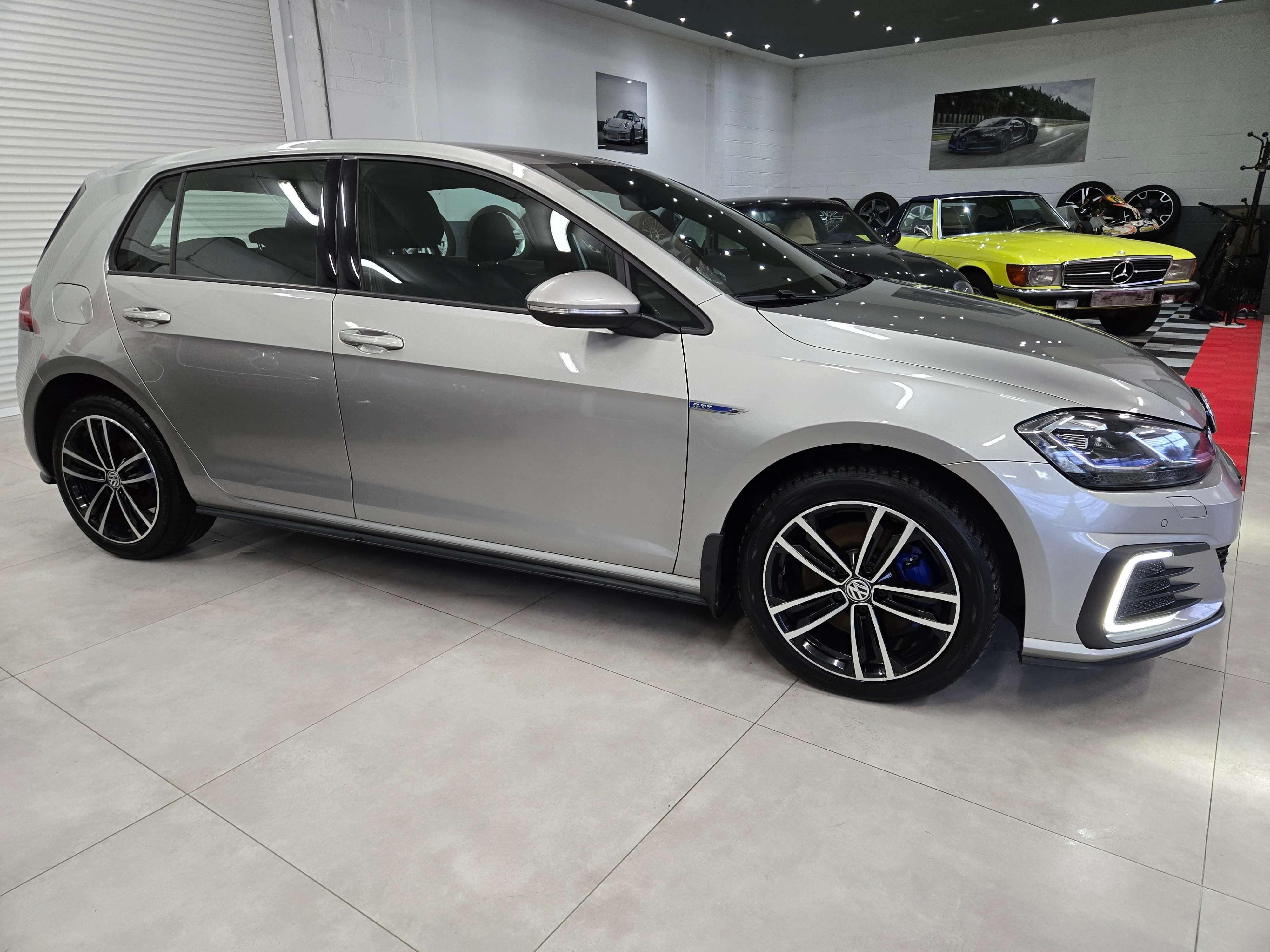 Volkswagen Golf *GTE*TISSUS SPORT*NAVI*CAMERA*LED*SPORT LINE*