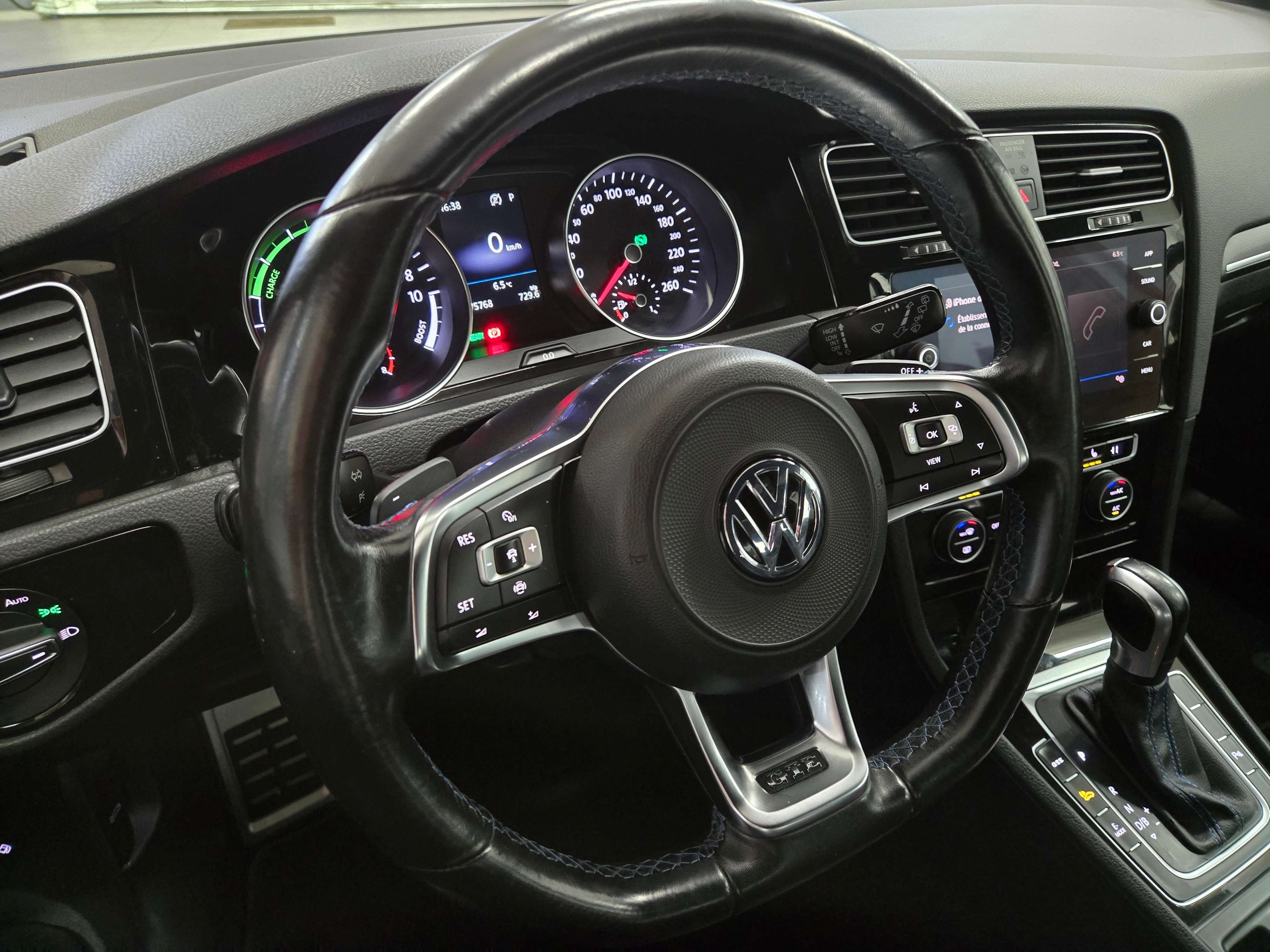 Volkswagen Golf *GTE*TISSUS SPORT*NAVI*CAMERA*LED*SPORT LINE*