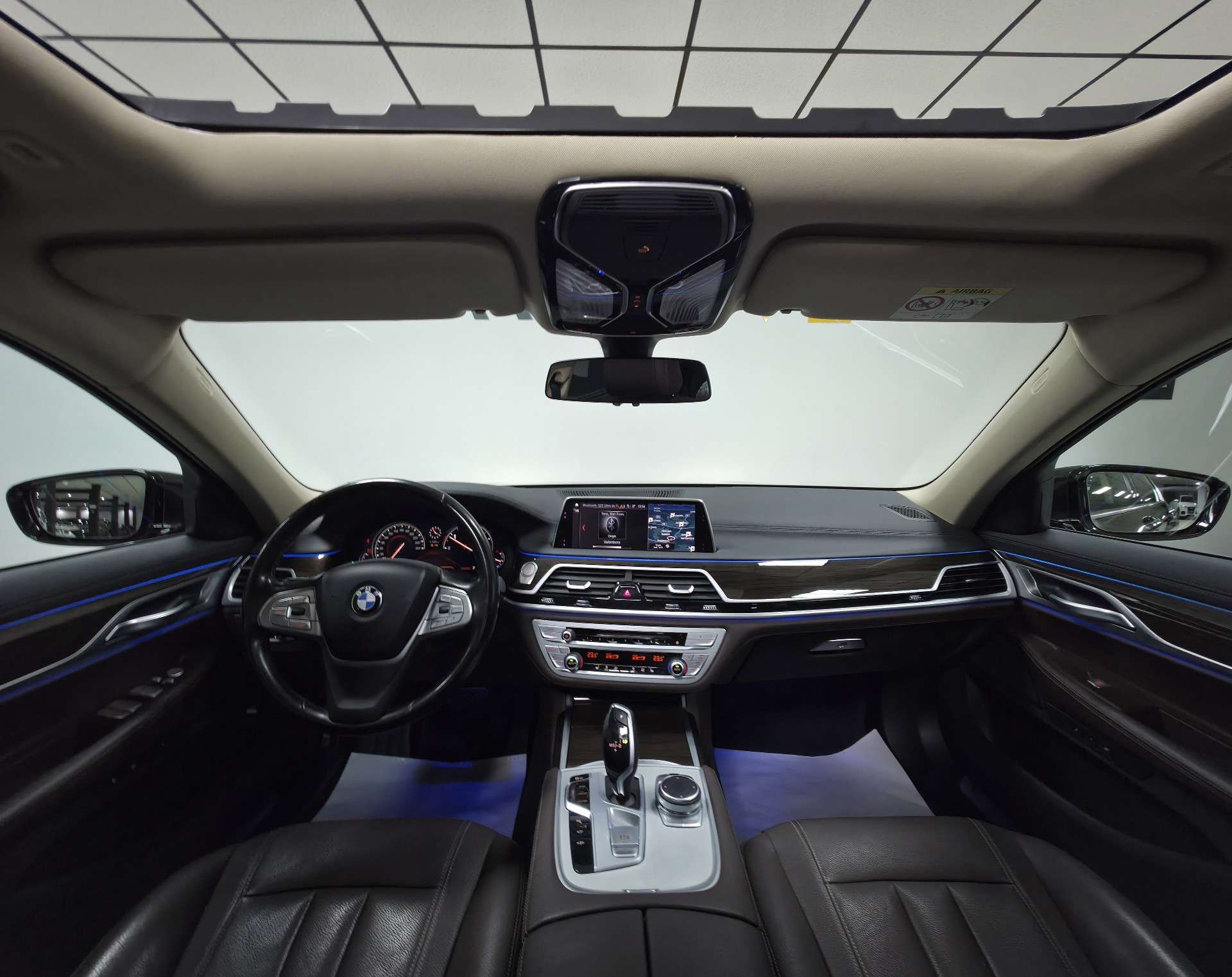 BMW 725 dA TOIT OUV/CAMERA 360/SUSP PNEUMATIQUE/FULL OPT